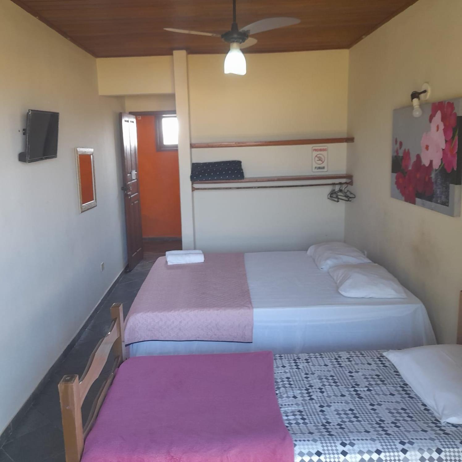 Miramar Inn *