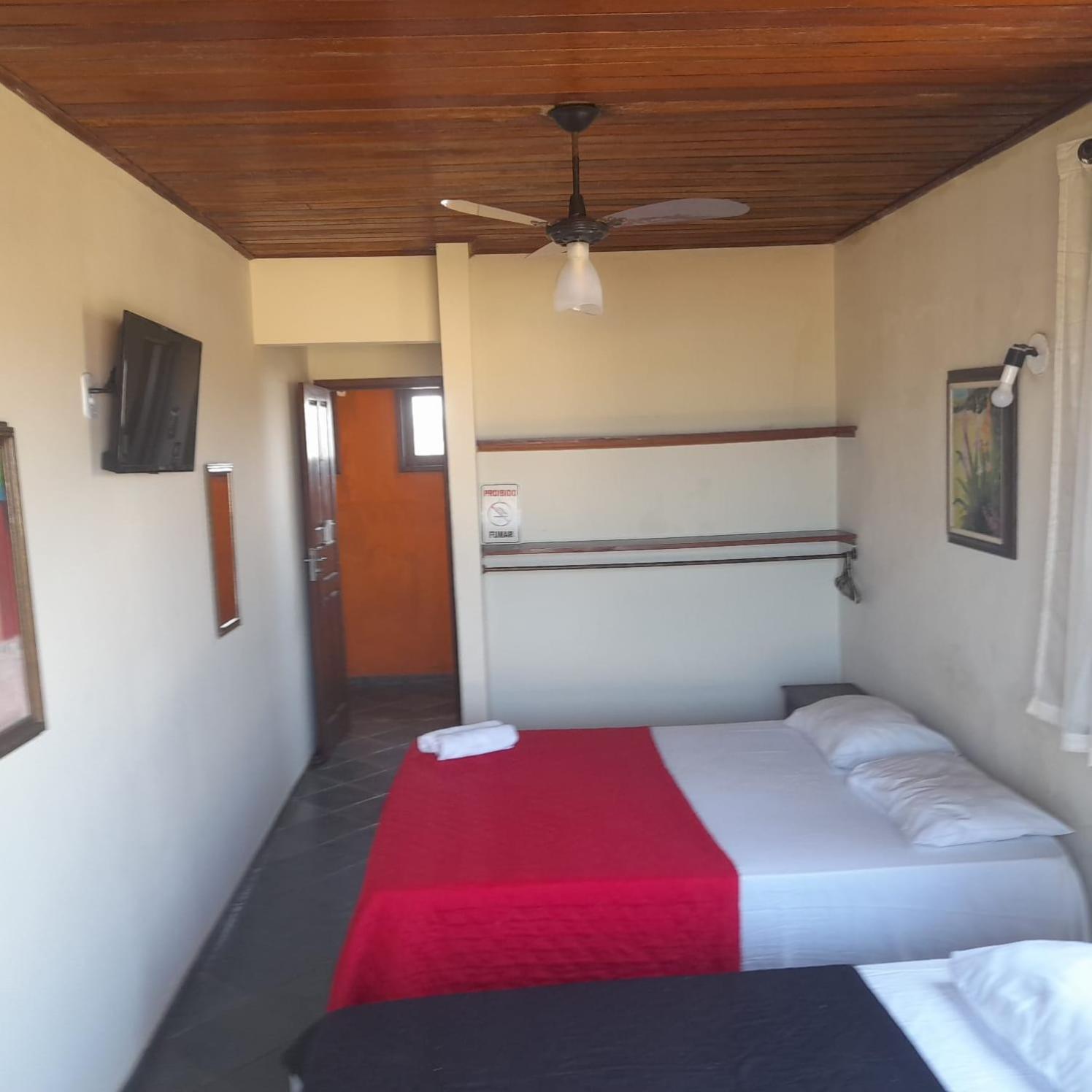 Miramar Inn *